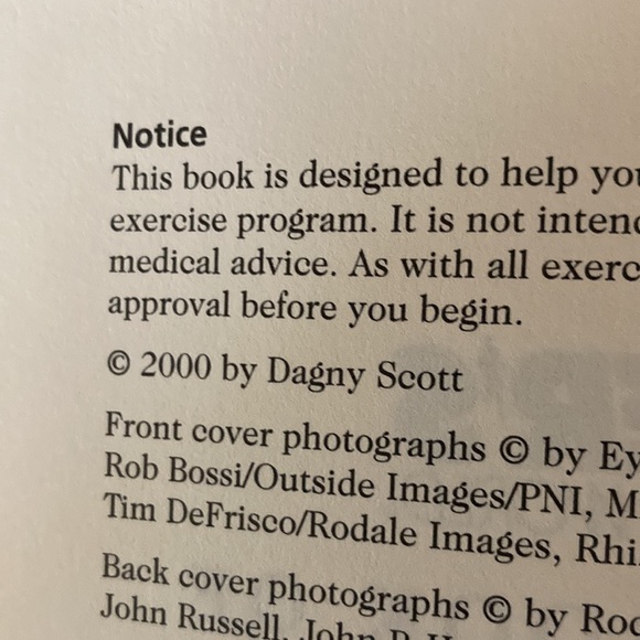 “Runners world complete book of women’s running” - Picture 15 of 16